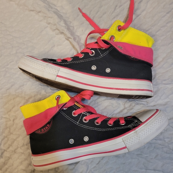 Converse Shoes - Like new neon converse